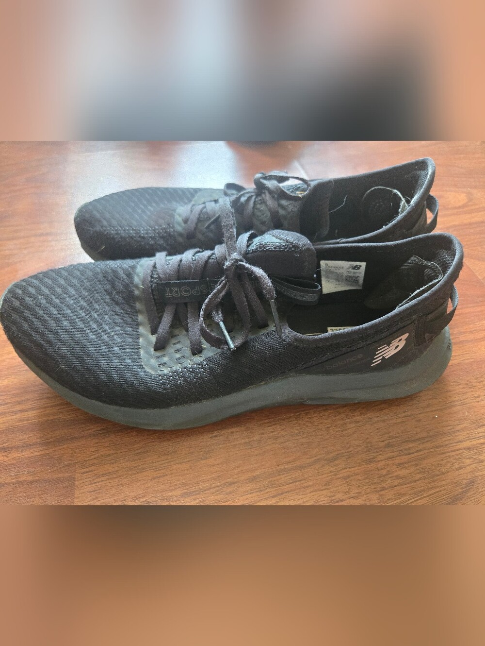 New Balance Women’s Black Athletic Running Shoes Size 11